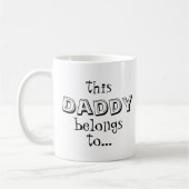 可愛いこのパパは…名前をカスタムする コーヒーマグカップ (左)