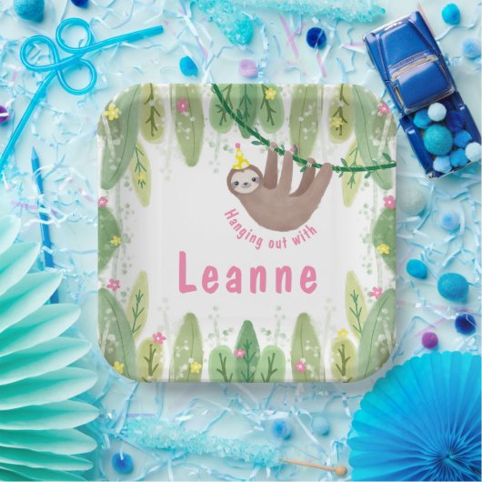 可愛いすごいナマケモノの女の子の誕生日 ペーパープレート (パーティー)