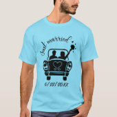 可愛いたった今結婚しました結婚add date tシャツ (正面)