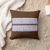 可愛いアートワークデザイン「BE THE SOLUTION」について買 クッション (ブランケット)