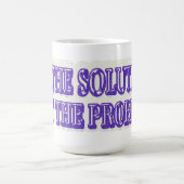 可愛いアートワークデザイン「BE THE SOLUTION」買今すぐ コーヒーマグカップ (中央)