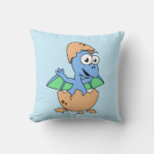 可愛いイラストレーションのベビーPterodactylハッチング。 クッション (正面)