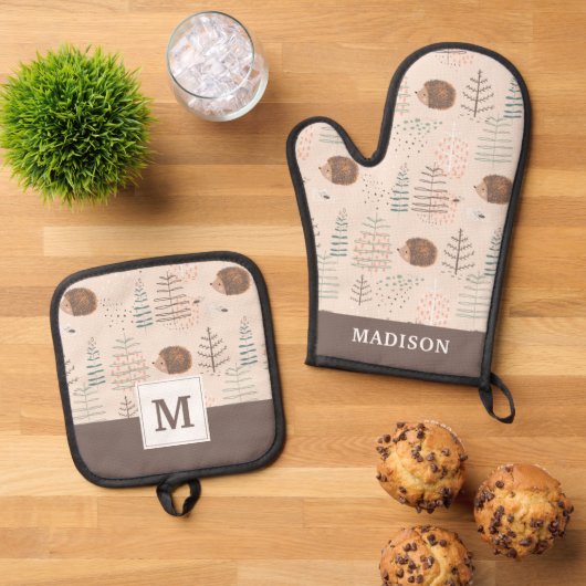 可愛いウッドランドヘッジホッグパターン 鍋つかみ&鍋敷きセット (トップダウン)