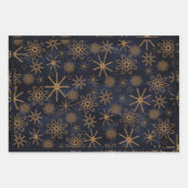 可愛いウッドランド動物パターン海軍ブルークリスマス ラッピングペーパーシート (正面)