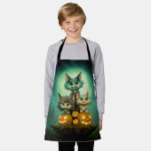 可愛いオオカミの子祝が三つ エプロン (着用した状態)