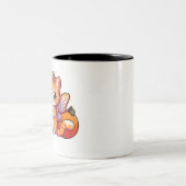 可愛いオレンジの妖精の猫 ツートーンマグカップ (中央)