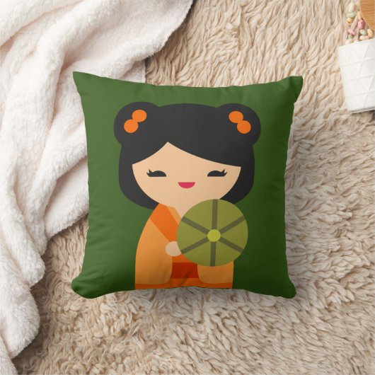 可愛いオレンジコケシ日本のの人形 クッション (ブランケット)