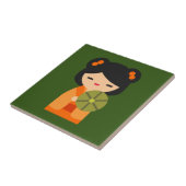 可愛いオレンジコケシ日本のの人形 タイル (側面)