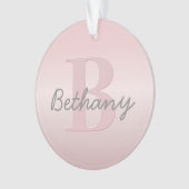可愛いカスタマイズ可能なピンクのモノグラム&あなたの名前スクリプト オーナメント (正面)