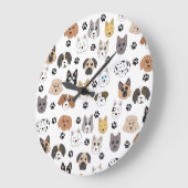 可愛いカラフルおもしろい犬&ドッグポーパターン ラージ壁時計 (傾斜)