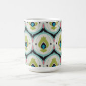 可愛いカラフルピンクミントイカットの部族柄 マグカップ (中央)