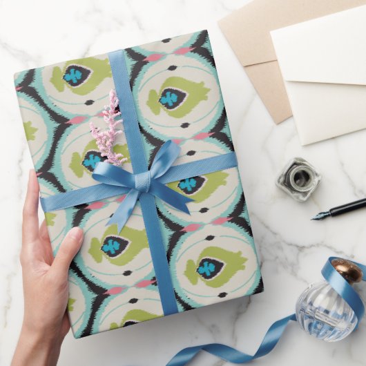 可愛いカラフルピンク緑のイカットの部族柄 ラッピングペーパー (ギフト)