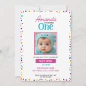 可愛いカラフル紙吹雪写真1歳の誕生日 招待状 (正面)