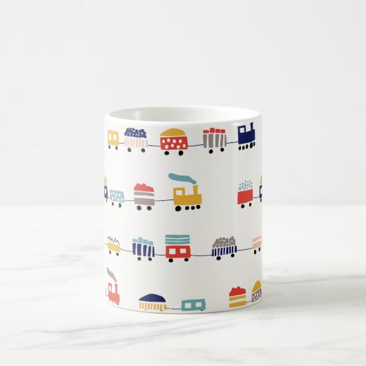 可愛いカラートレインのシームレスパターン コーヒーマグカップ (中央)