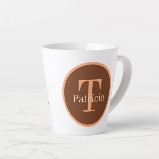 可愛いカントリー豚の恋人がモノグラムを追加 カフェラテマグ (右アングル)