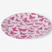 可愛いガーリーピンクの蝶の模様モノグラム ペーパープレート (アングル)