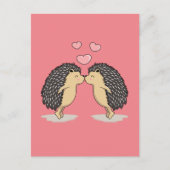 可愛いキスをするハリネズミおもしろいスイーツ ポストカード (正面)