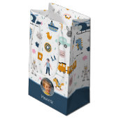 可愛いキッズパターン写真と名前ボーイブルー スモールペーパーバッグ (裏面アングル)