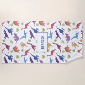 可愛いキッド恐竜のパタパーソナライズされたーン名 ビーチタオル (正面)