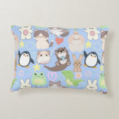 可愛いキャラクター柄LブルーBG アクセントクッション (裏面)
