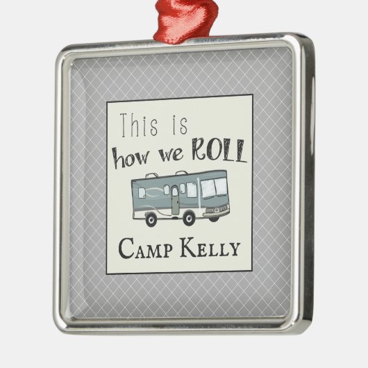 可愛いキャンプRV「これが私たち転がの道だパーソナライズされた」 メタルオーナメント (左)
