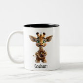 可愛いキリンの持ち文字G ツートーンマグカップ (左)