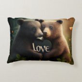 可愛いクマが恋に悩む アクセントクッション (裏面)