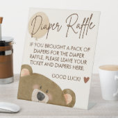 可愛いクマ我々は赤ちゃんシャワーを心待ちにできる 台座サイン (インサイチュ)