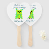 可愛いグリーンパステルフクロウのパン追加文字誕生日t ハンドファン (正面&裏面)