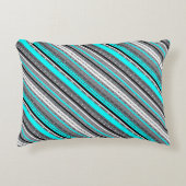 可愛いグレーアクアアステカ柄 アクセントクッション (正面)