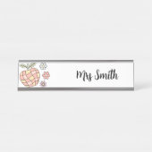 可愛いグロウィーアップル&フラワーズ先生 デスクネームプレート (正面)