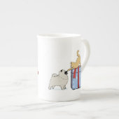 可愛いケシャンドワンと子猫クリスマスホリデー ボーンチャイナマグカップ (正面右)