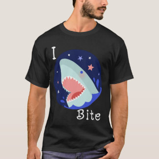 可愛いシャーク・ホワイトの手紙をかむ Tシャツ