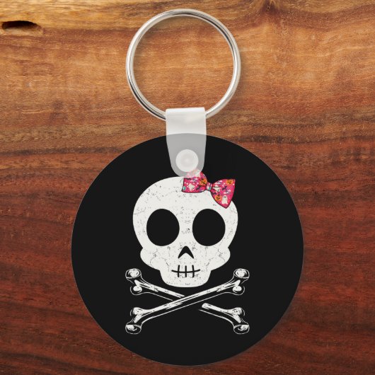 可愛いスカルとクロスボーンピンクのボウタイハロウィーンS キーホルダー (正面)