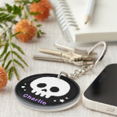 可愛いスカル、星と紫色の名前 キーホルダー (正面右)