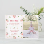 可愛いストロベリーベリー誕生日ありがとう写真 招待状 (スタンド正面)