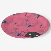 可愛いスパイダー&ラズベリーピンクのスパイダーウェブパターン(の模様が)ある ペーパープレート (アングル)