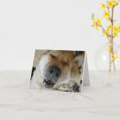 可愛いスマイルを持つ日考える本の秋田犬 カード (黄色い花)