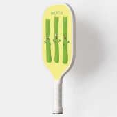 可愛いセロリにトリオ漫画の野菜を付ける ピックルボールラケット (左)