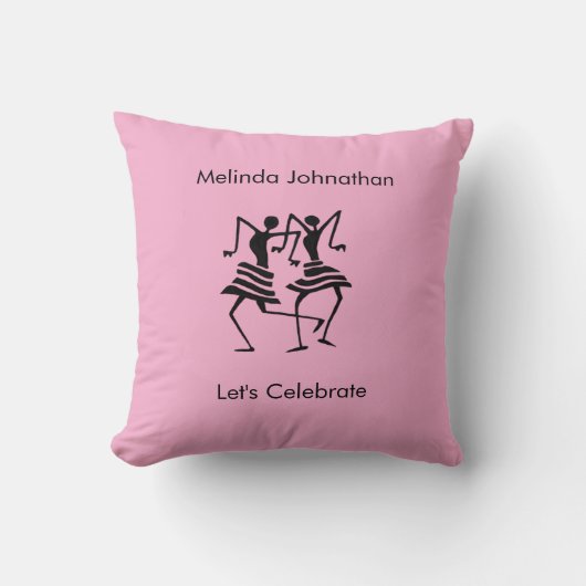 可愛いソフトピンクのシルエットお祝い クッション (正面)