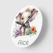 可愛いゾウの水彩画の名前 | ラウンド壁時計 (傾斜)