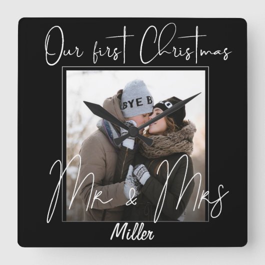 可愛いタイポグラフィ初めてのクリスマスミセス・フォト スクエア壁時計 (正面)