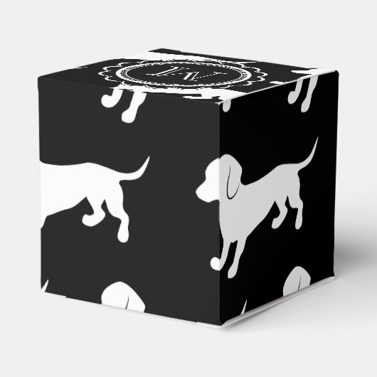 可愛いダシュント模様 フェイバーボックス (裏面サイド)