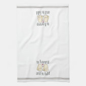 可愛いチーズパンを持おもしろいってハヴァルティ キッチンタオル (縦)