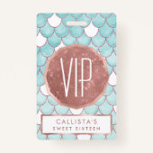 可愛いティール(緑がかった色)ピンクグリッターウォーターカラーマーメイドはかりで測 バッジ (正面)