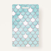 可愛いティール(緑がかった色)ピンクグリッターウォーターカラーマーメイドはかりで測 バッジ (裏面)