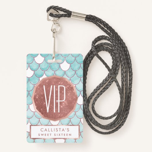 可愛いティール(緑がかった色)ピンクグリッターウォーターカラーマーメイドはかりで測 バッジ (正面ランヤード)