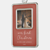 可愛いテラコッタ私たちの初めてのクリスマス写真 シルバープレートフレームオーナメント (左)