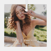 可愛いトレンディーホリデーフォトタイプライターキープサケ ガラスオーナメント (裏面)