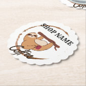 可愛いナマケモノのコーヒーお茶カスタムの店名 ペーパーコースター (アングル)